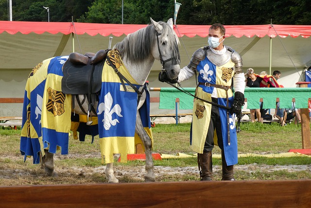 动中稳步前 动中稳步前